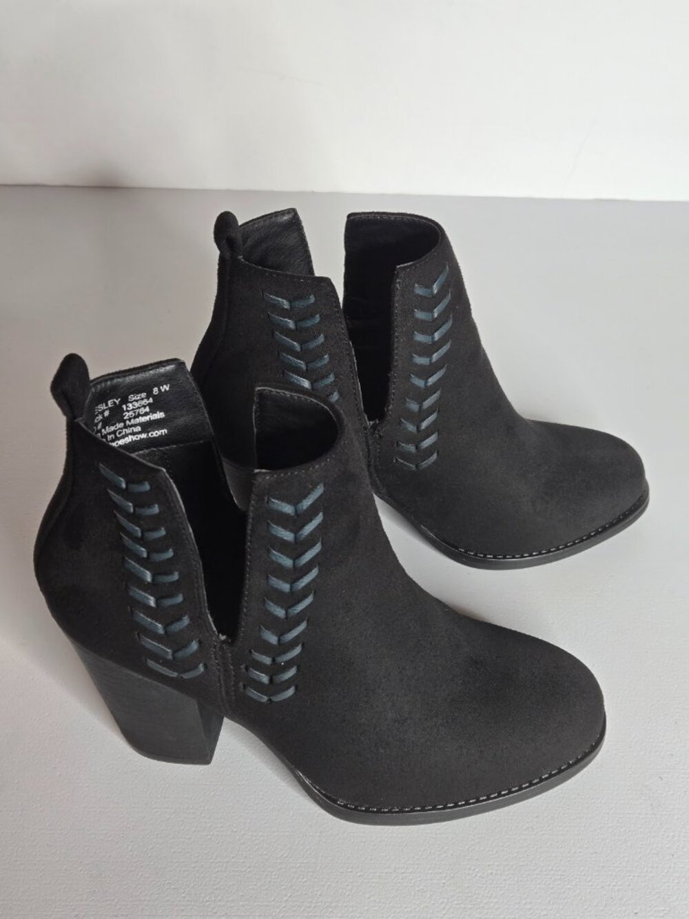 Dominique Nicole Black Booties Sz 8W - Picture 3 of 10